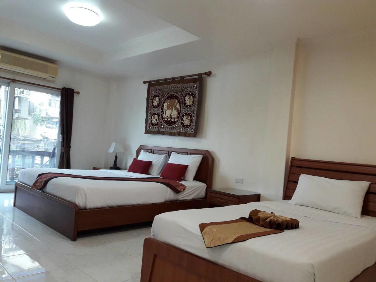Hotel The Chillax Pattaya Exterior foto